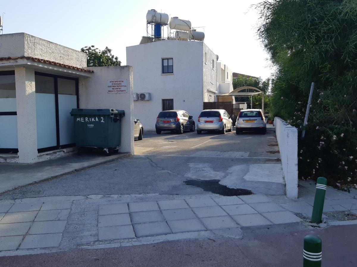 House Near The Beach ペルボニア エクステリア 写真