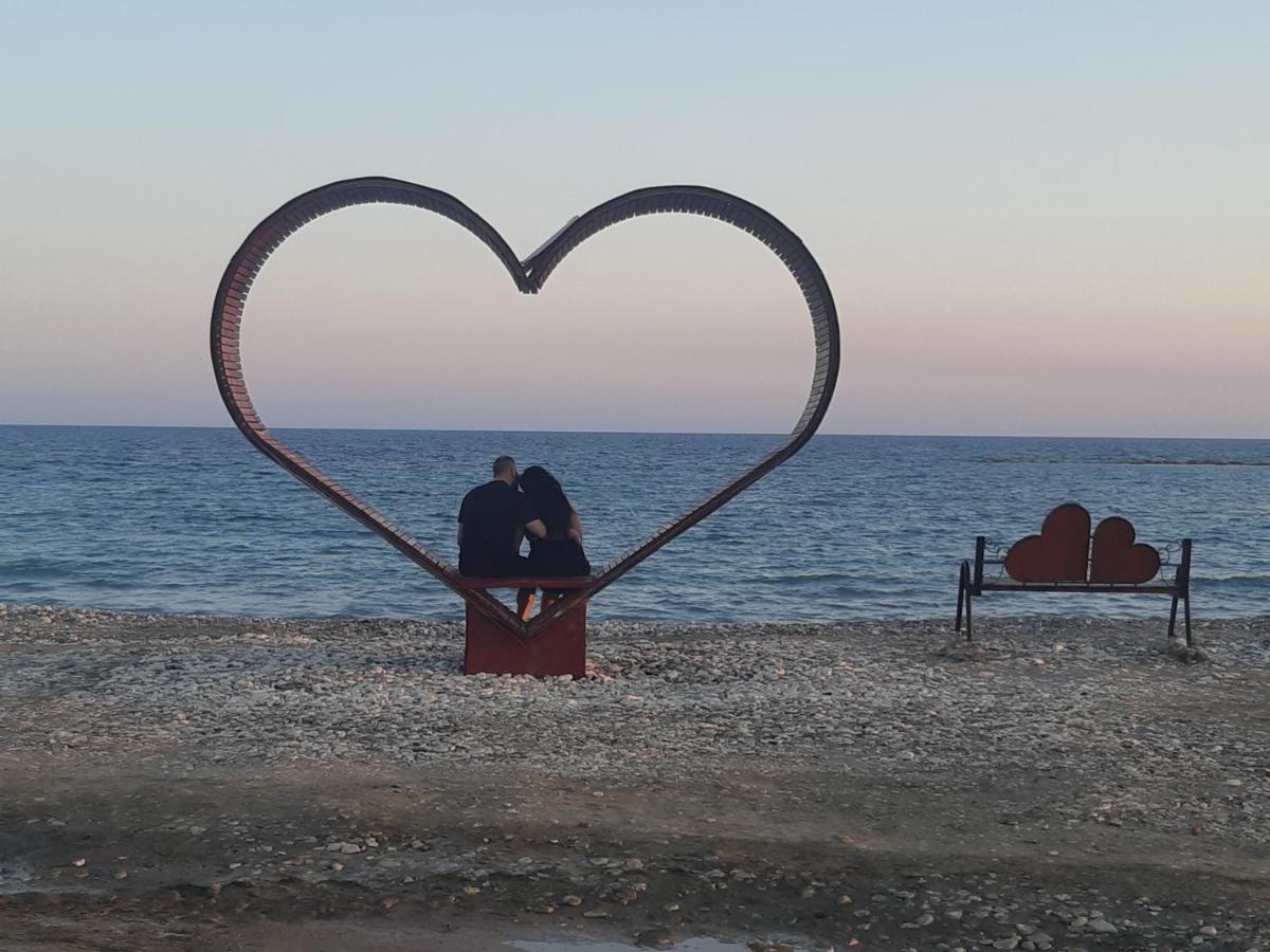 House Near The Beach ペルボニア エクステリア 写真
