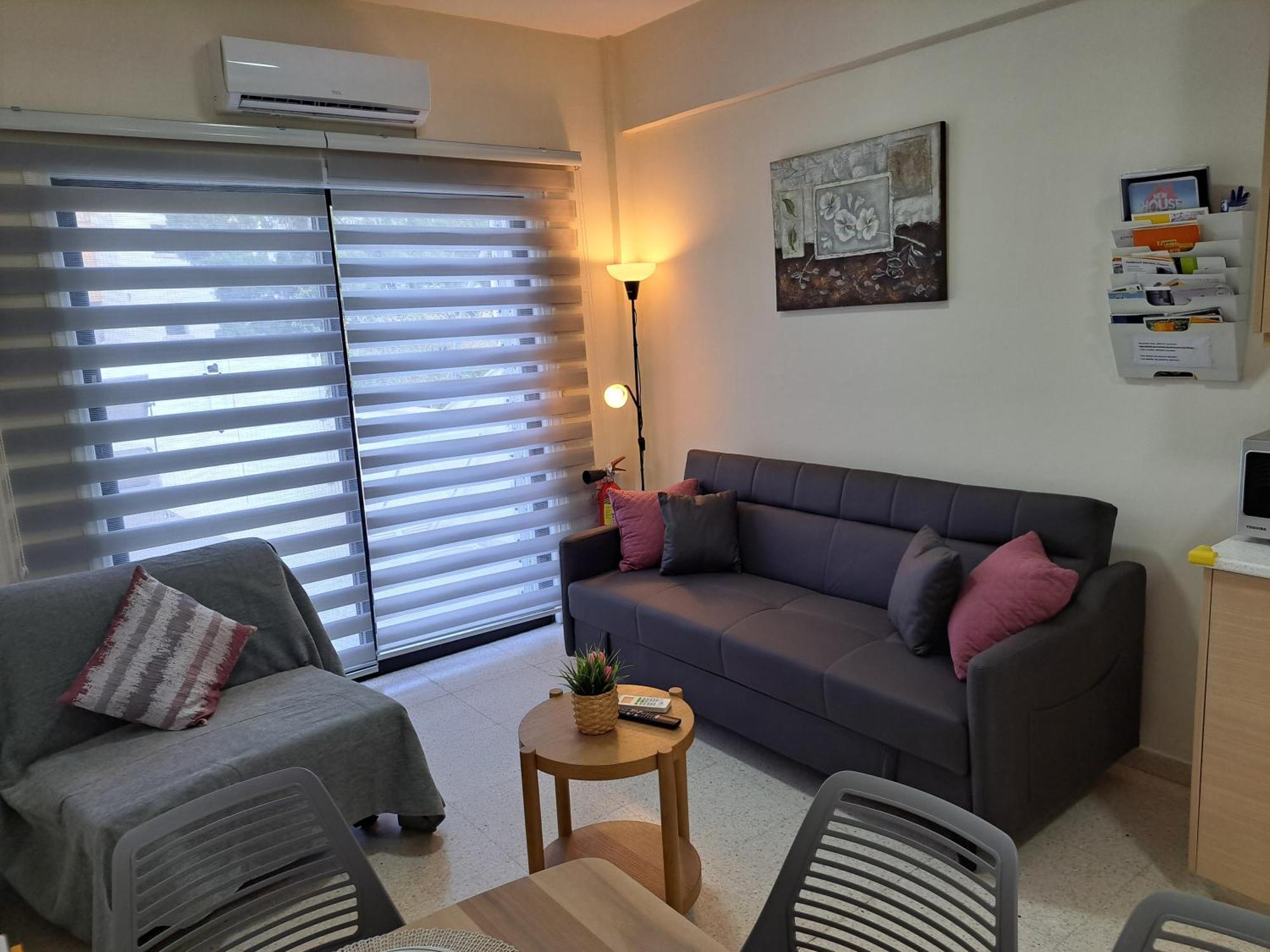 House Near The Beach ペルボニア エクステリア 写真