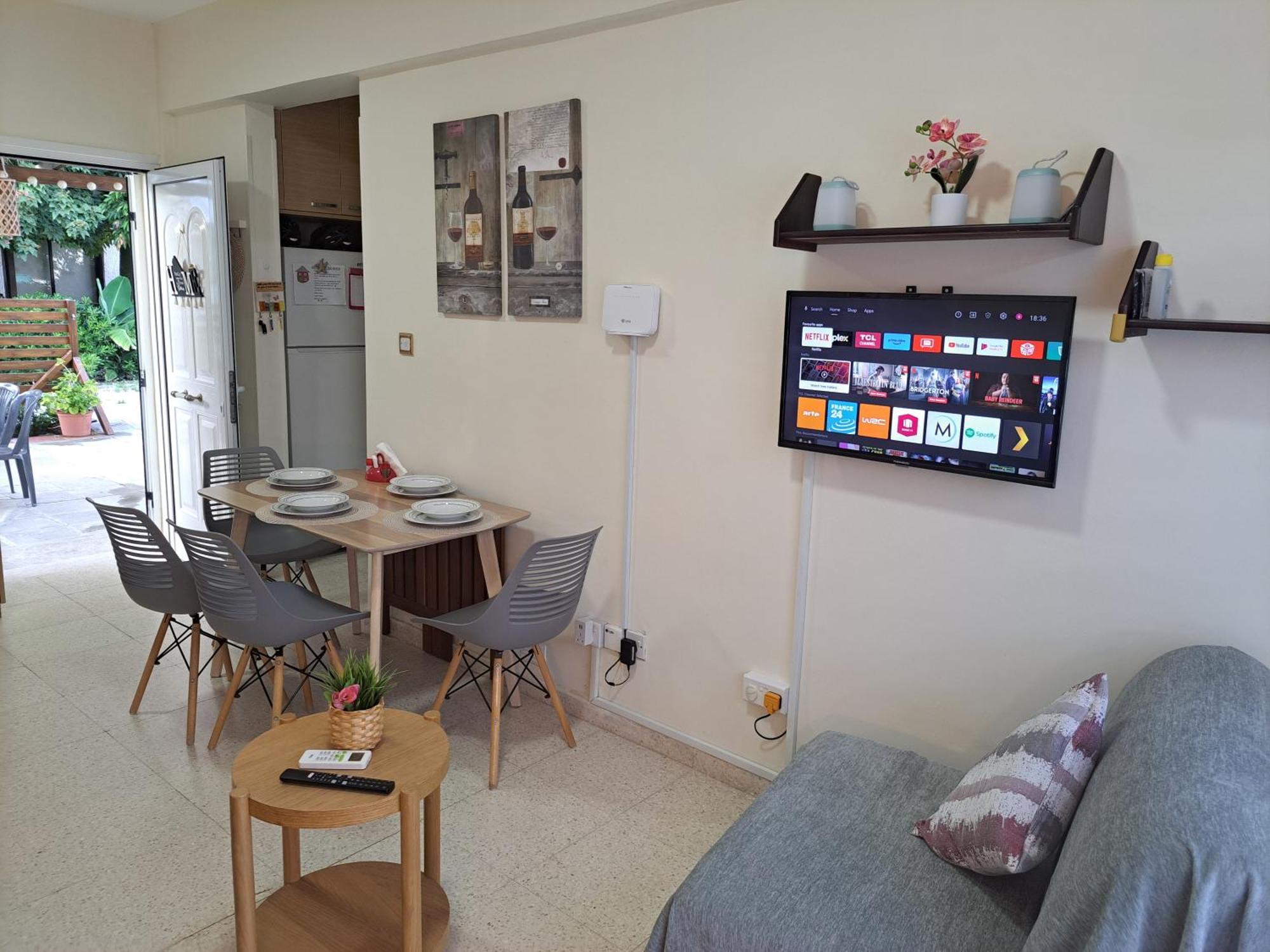 House Near The Beach ペルボニア エクステリア 写真